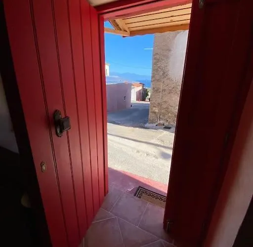 Semeli\'S House